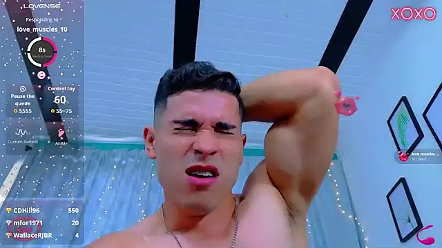 Show de DarellTheseo na webcam