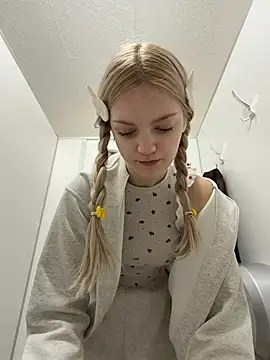 elsawhere webcam show