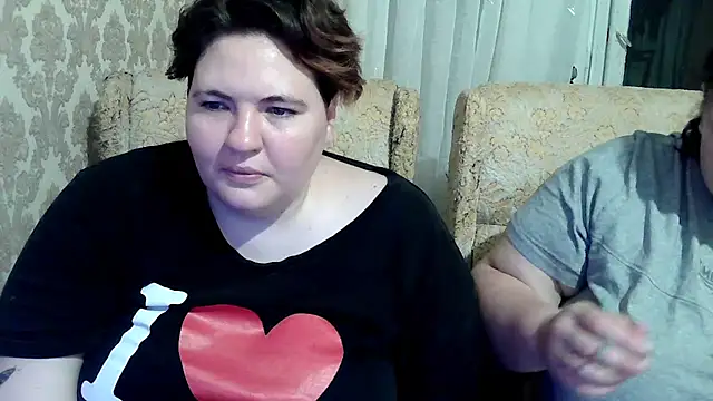 EmmaXKristall Live XXX-Chat