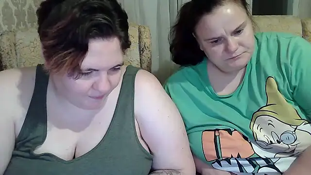 EmmaXKristall Live XXX-Chat