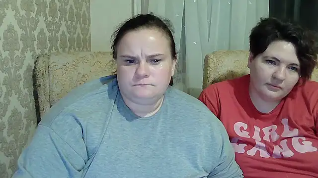 EmmaXKristall's Webcam Show