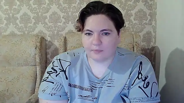 EmmaXKristall's Webcam Show