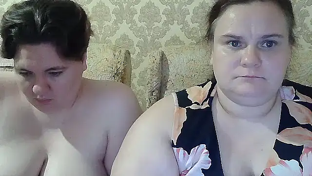 Вебкам-шоу EmmaXKristall