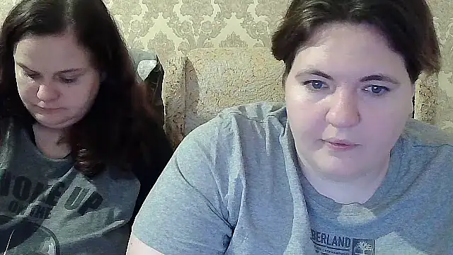 EmmaXKristall Show in webcam