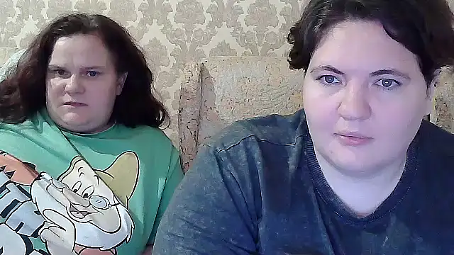 EmmaXKristall Webcam Show