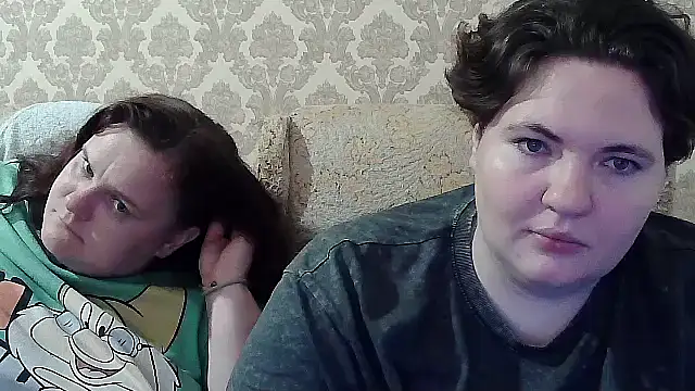 EmmaXKristall Pertunjukan Webcam