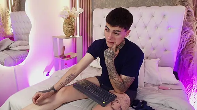 Canili_Hot Webcamshow