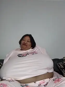 nancy111 Show in webcam