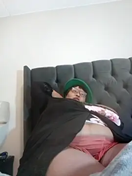 nancy111's Webcam Show
