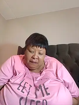 nancy111 Show in webcam