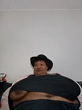 nancy111's Webcam Show