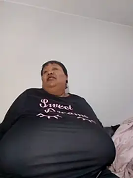 nancy111 – Naživo XXX chat