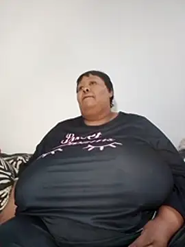 nancy111 XXX чат на живо
