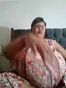 nancy111's Live XXX Chat
