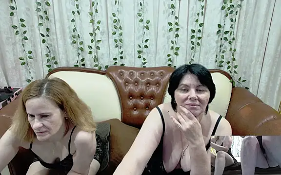 Kati000888 Show in webcam
