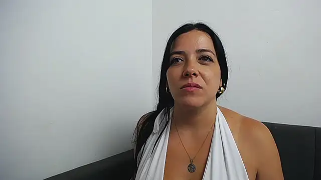 Chat XXX ao vivo de Charlotte_evans78