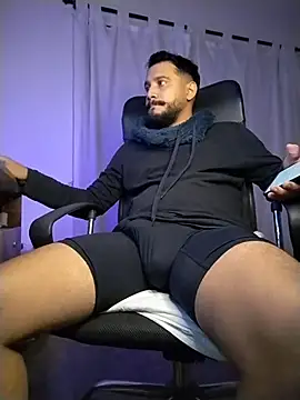 BadboyX333 Webcamshow