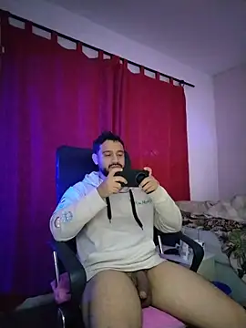 BadboyX333 Adlı Modelin Web Kamerası Şovu