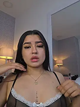 Emilygh1_ Show in webcam