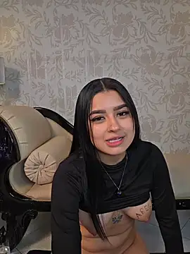 แชท XXX สดของ Emilygh1_
