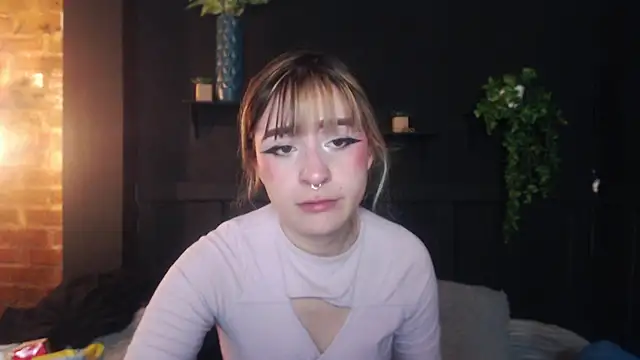 melodyygirl_'s Webcam Show