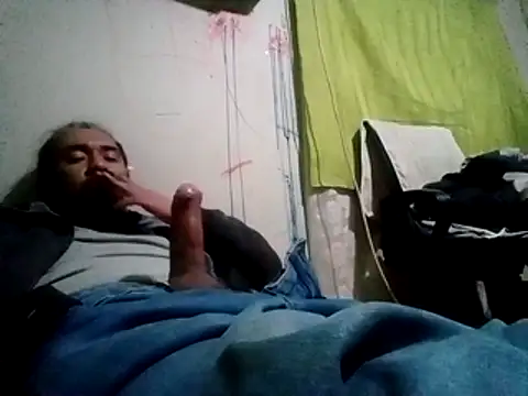 Webkamerová show negritoojulioo