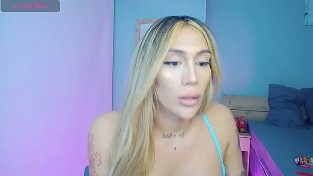 Show de Mia__mattel na webcam