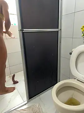 zamanthalamore's Webcam Show