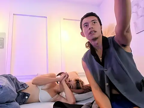 Naomi_and_jake webcam show