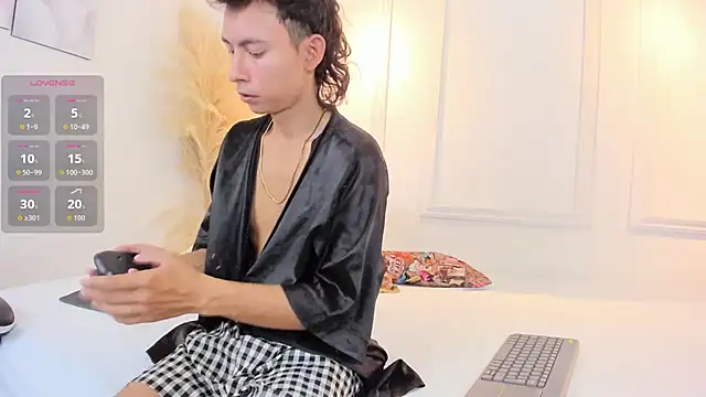 Naomi_and_jake Webcam-Show
