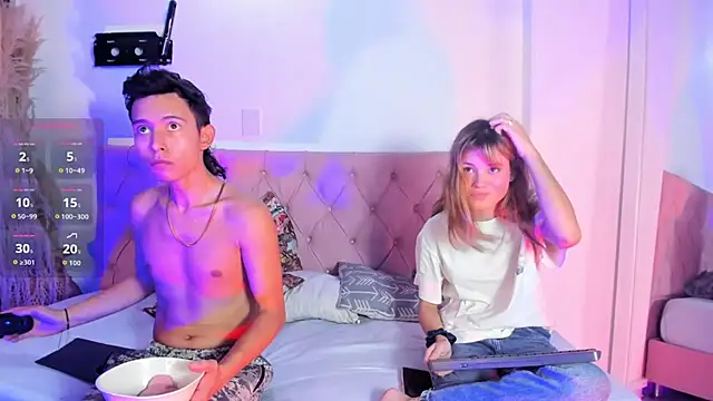 Naomi_and_jake's Live Sex Cam Show