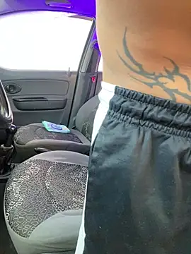 Pokazy przed kamerką – FoxxxJuanse_