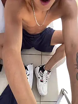 FoxxxJuanse_ Шоу с уебкамера