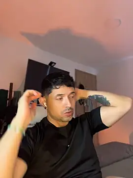 TroyeKnight Webcam Show