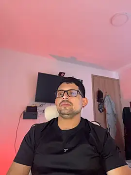 TroyeKnight webcam show