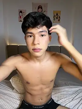 GoldenBenn – webcam-show