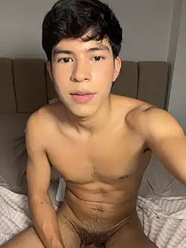 GoldenBenn Show in webcam