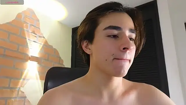 Connorr_01 – webcam-show