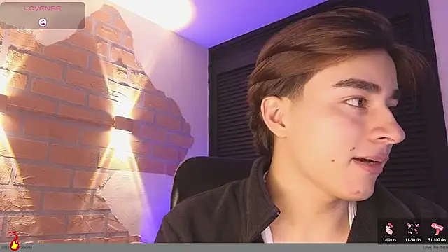 Connorr_01 Webcam-Show
