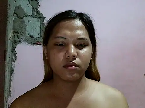 fvckingemmieee's Webcam Show