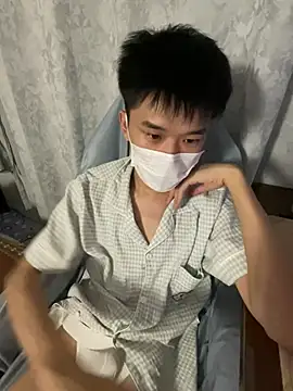 Zhang_yiovo 网络视讯表演