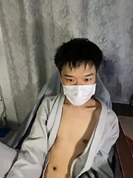 Zhang_yiovo 网络视讯表演