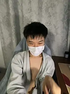 Zhang_yiovo 网络视讯表演