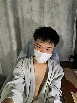 Zhang_yiovo 在線直播表演
