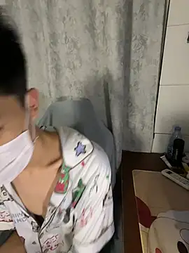 Zhang_yiovo Adlı Modelin Web Kamerası Şovu