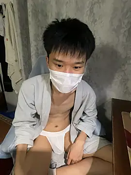 Zhang_yiovoのウェブカメラショー