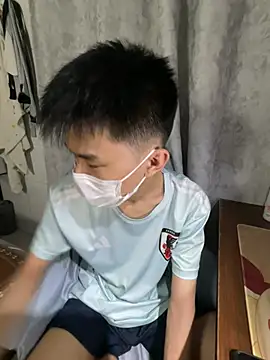 Zhang_yiovon Webbikameraesitys