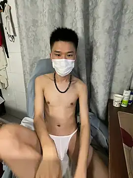 Zhang_yiovo 在線直播表演