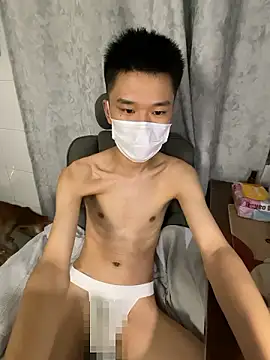 Zhang_yiovo webcam show