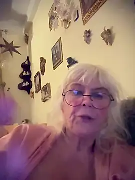 Show webcam de HotGrandma70